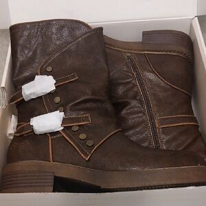 NEW Blowfish Brown  Ankle Boots